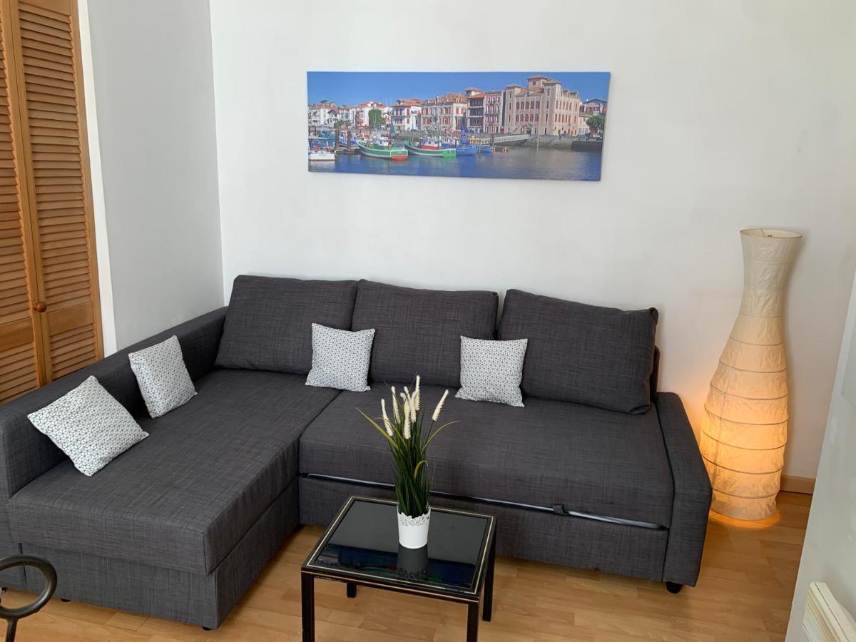 Biarritz Centre, Pres Avenue De Verdun, Cosy Apt 2 Pieces , Salon , Chambre Separe, Rue Tres Calme A 10 Minutes A Pied De La Grande Plage 外观 照片