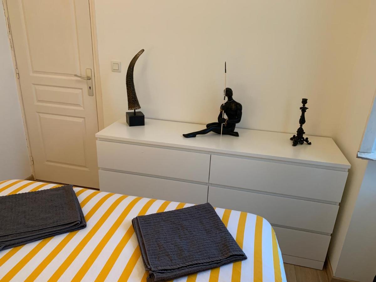 Biarritz Centre, Pres Avenue De Verdun, Cosy Apt 2 Pieces , Salon , Chambre Separe, Rue Tres Calme A 10 Minutes A Pied De La Grande Plage 外观 照片